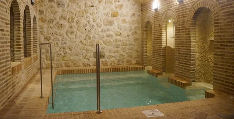 Spa con piscina en Casas de Valois (Hita)