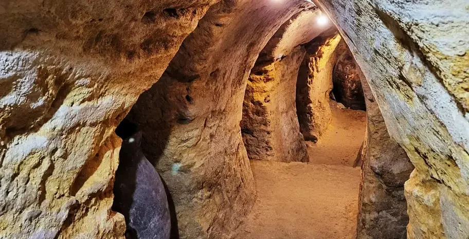 casas_valois_Capadocia_alcarrena_portada-1